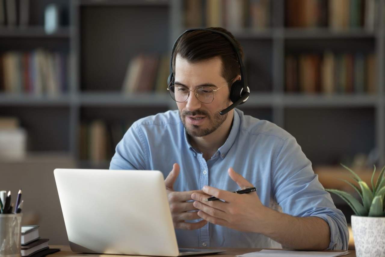 Asesoría empresas Madrid: Equilibrio entre digitalización y gestoría tradicional