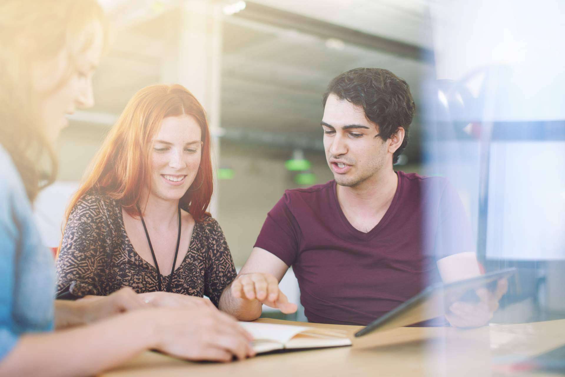 Mentoring mensual para emprendedores: todo lo que se debe saber con el funnel architect Israel Huerta