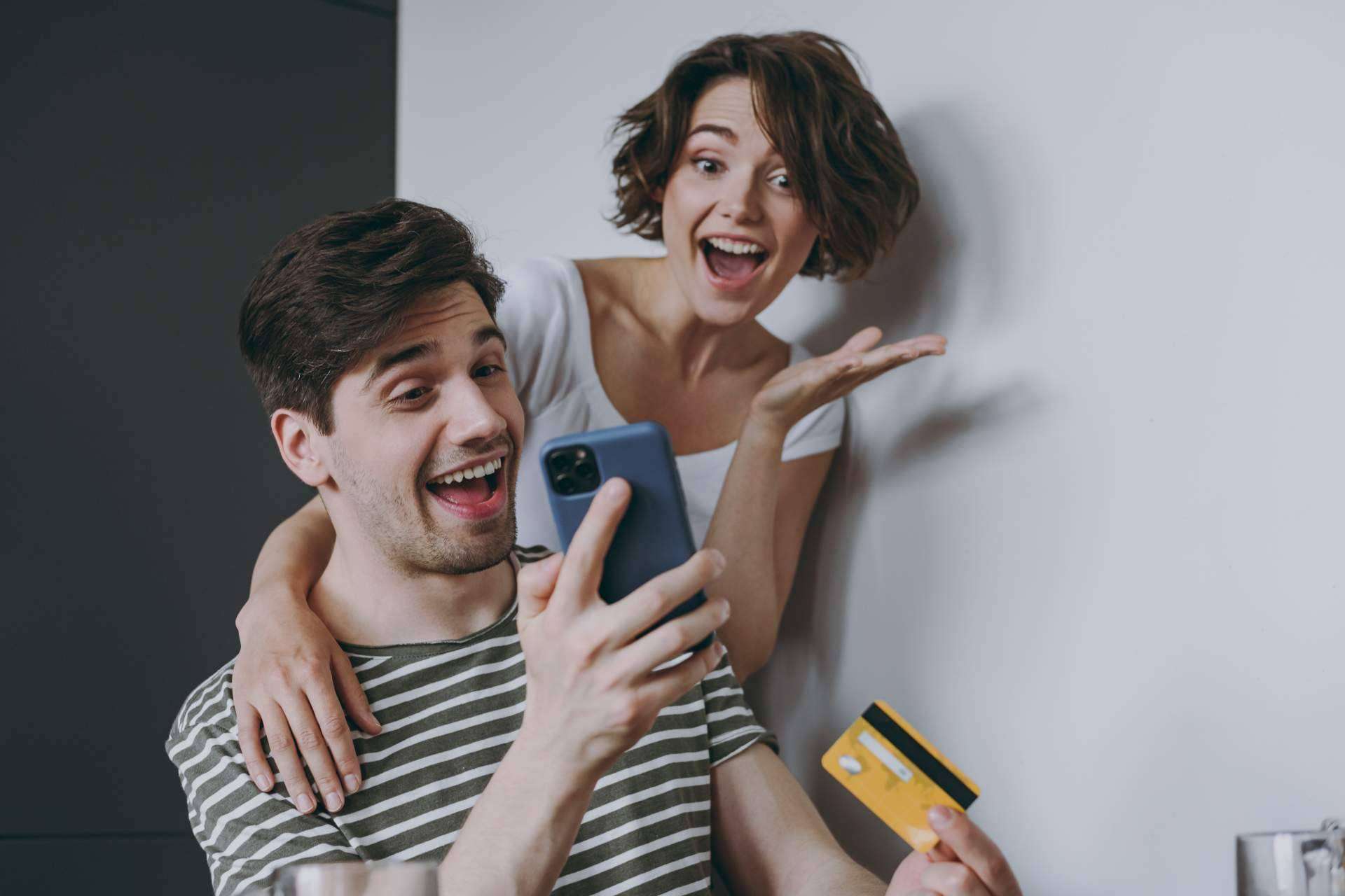 Lyconet, los afectados por el cashback revolucionan el mercado