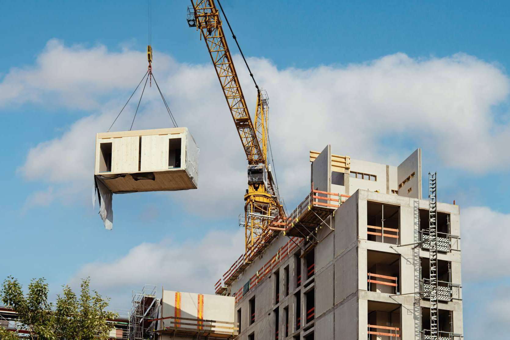Edificios modulares energéticamente eficientes para empresas con Kirsan Invest