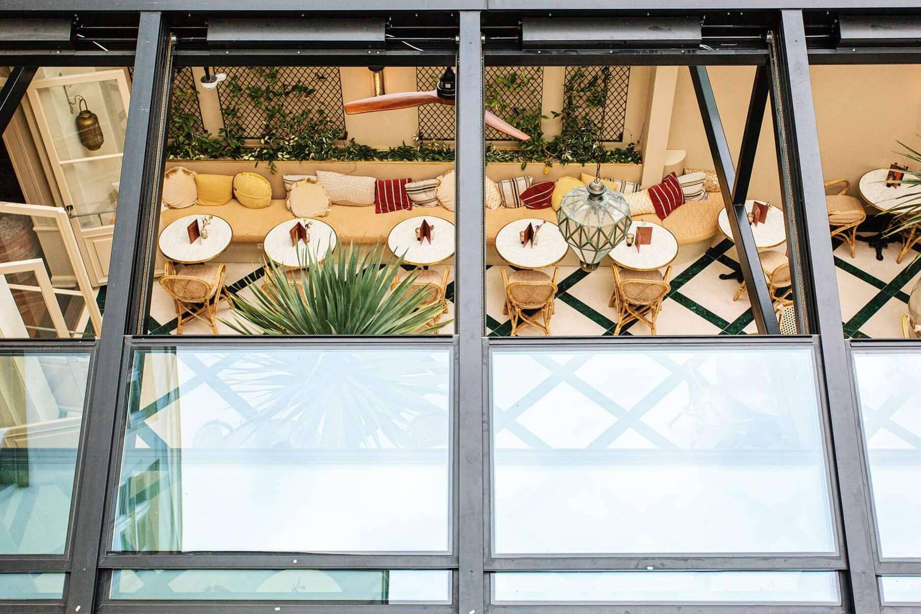 Techos móviles para restaurantes, de la mano de Airclos