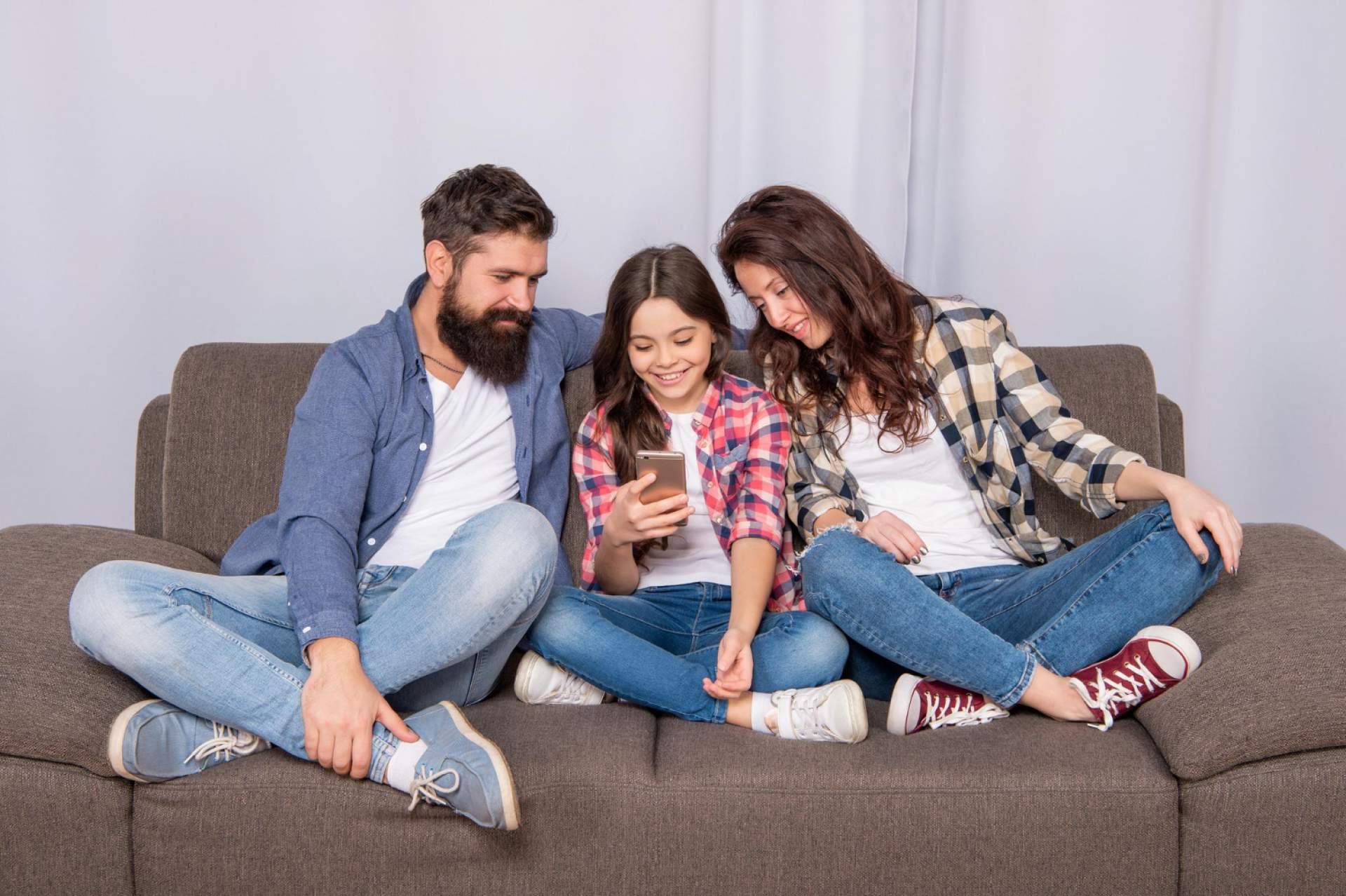 La seguridad y privacidad de los niños preocupa a las AMPA