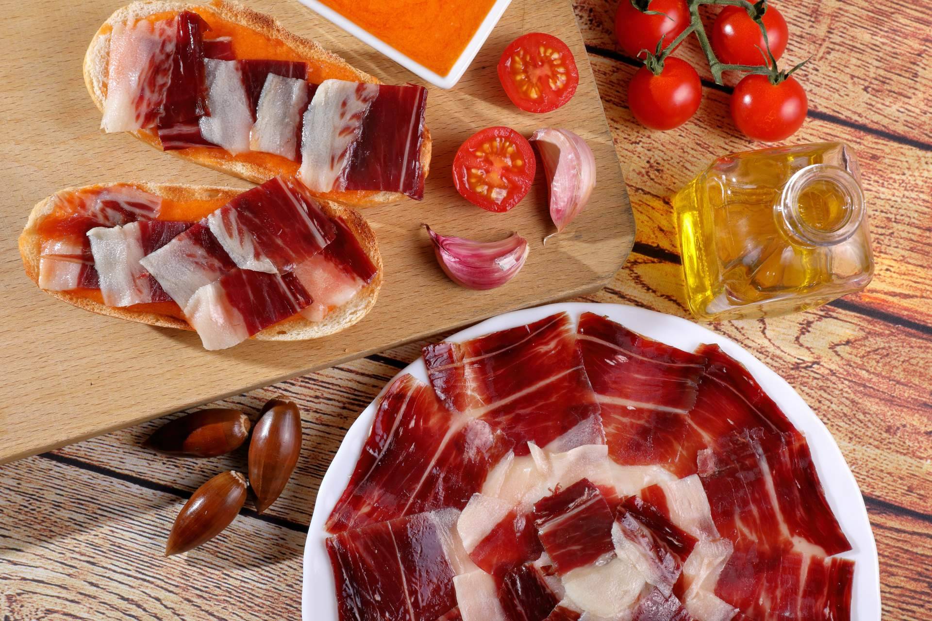 ¿Cuál es la diferencia entre un jamón y una paleta?, con Jamón y Pico