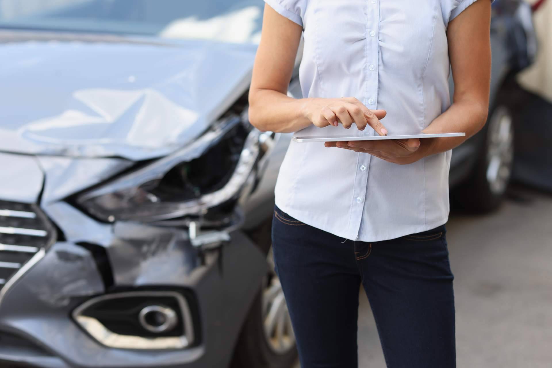 ¿Cómo descubrir el valor actual de un automóvil averiado? Tasar un vehículo con Compramos Tu Siniestro