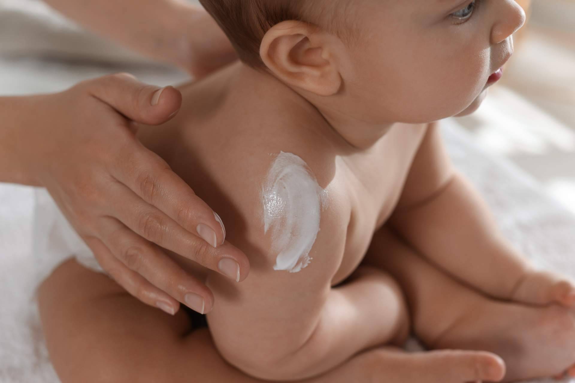 Farmasky ofrece protector solar para bebés