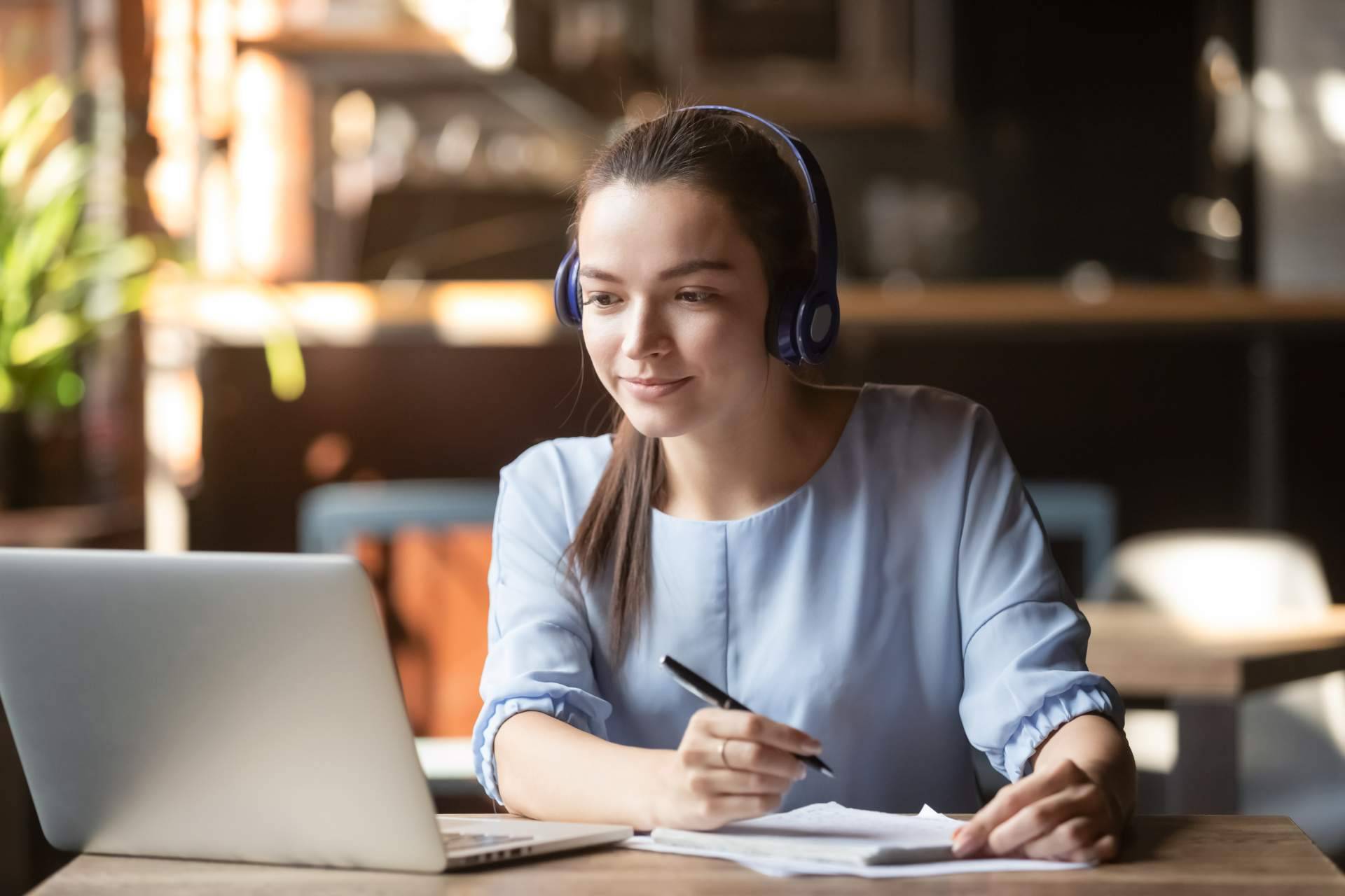 Los mejores trabajos para estudiantes este verano 2023