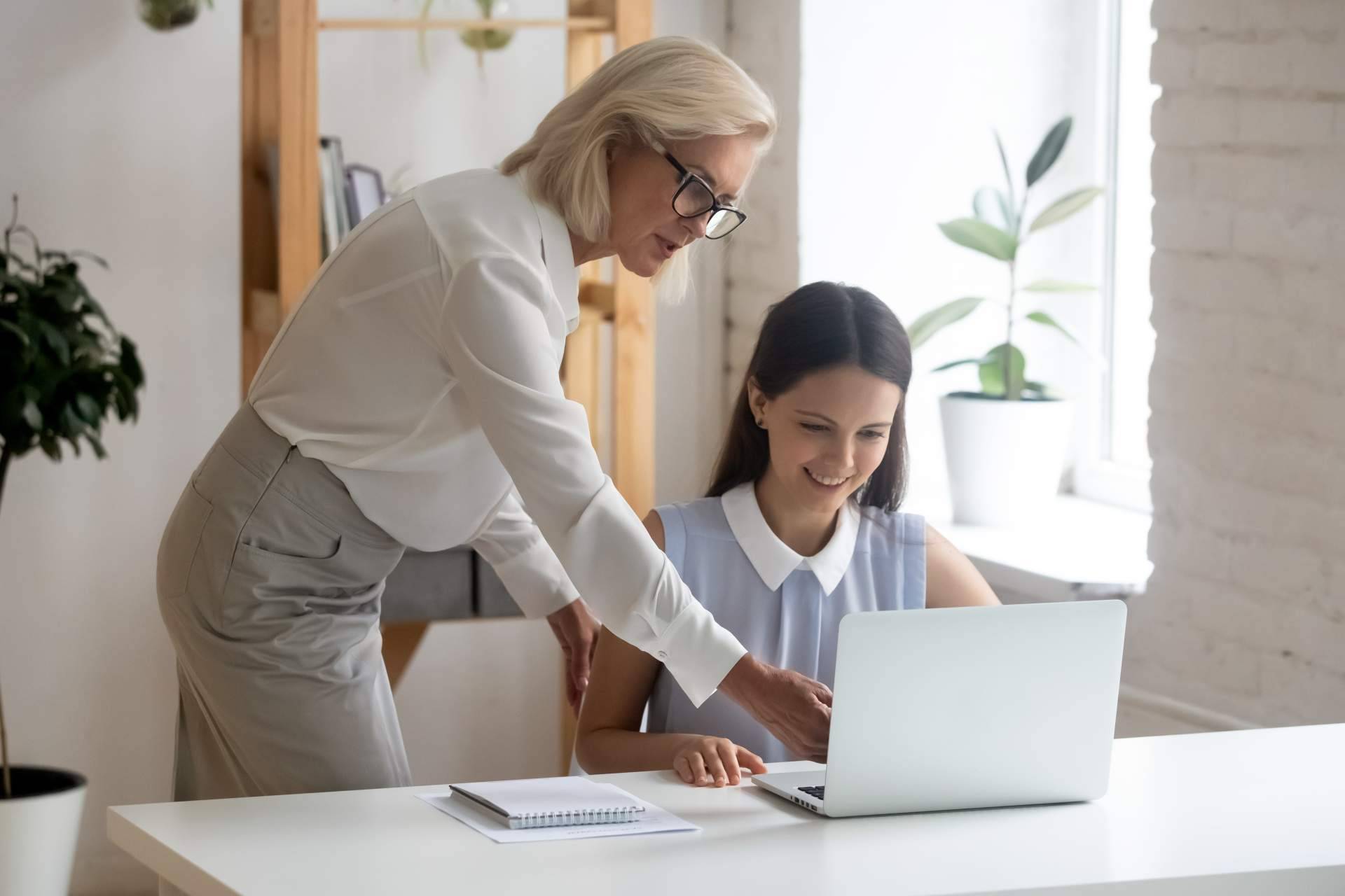 ¿Cómo encontrar prácticas para estudiantes Barcelona? Becadvisor