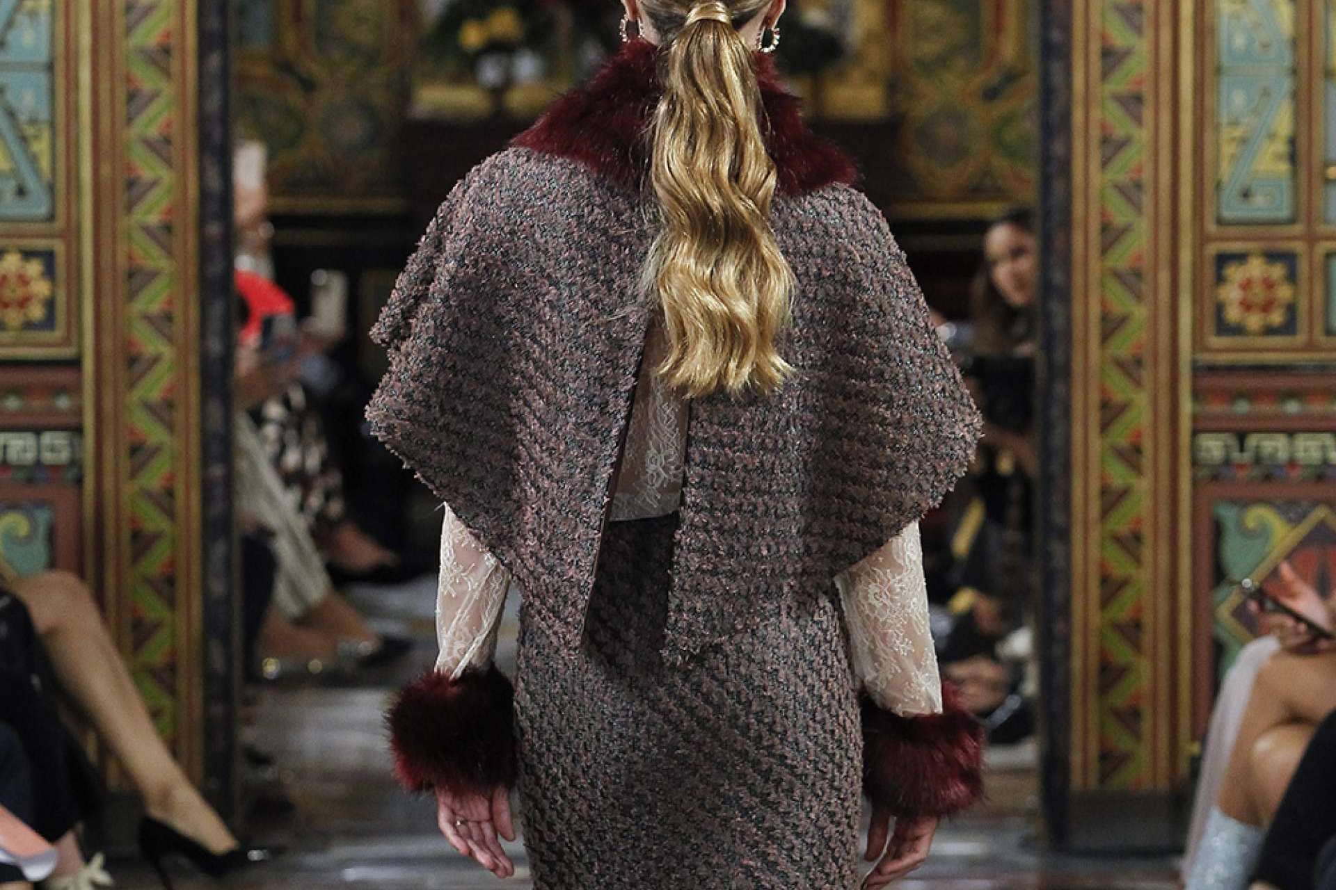 Capas Capicúa, una de las marcas españolas sostenibles más tops de complementos tendencia para invitadas de boda