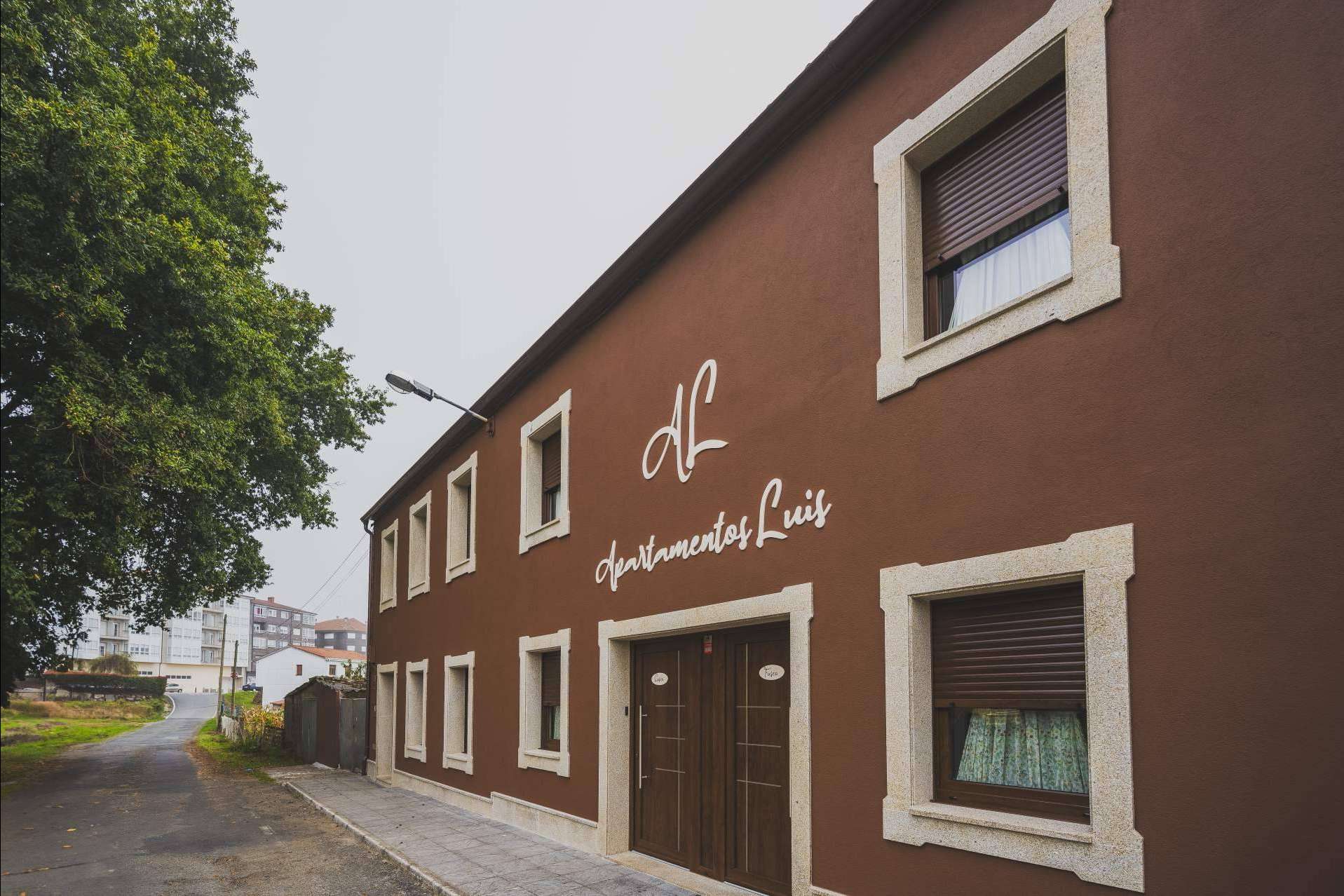 Un lugar para quedarse y conocer Galicia, Apartamentos Luis en Arzúa
