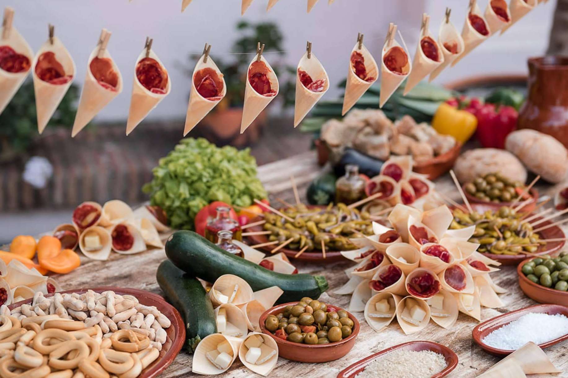 Goyo Catering destaca por proporcionar un servicio de catering elegante y lujoso