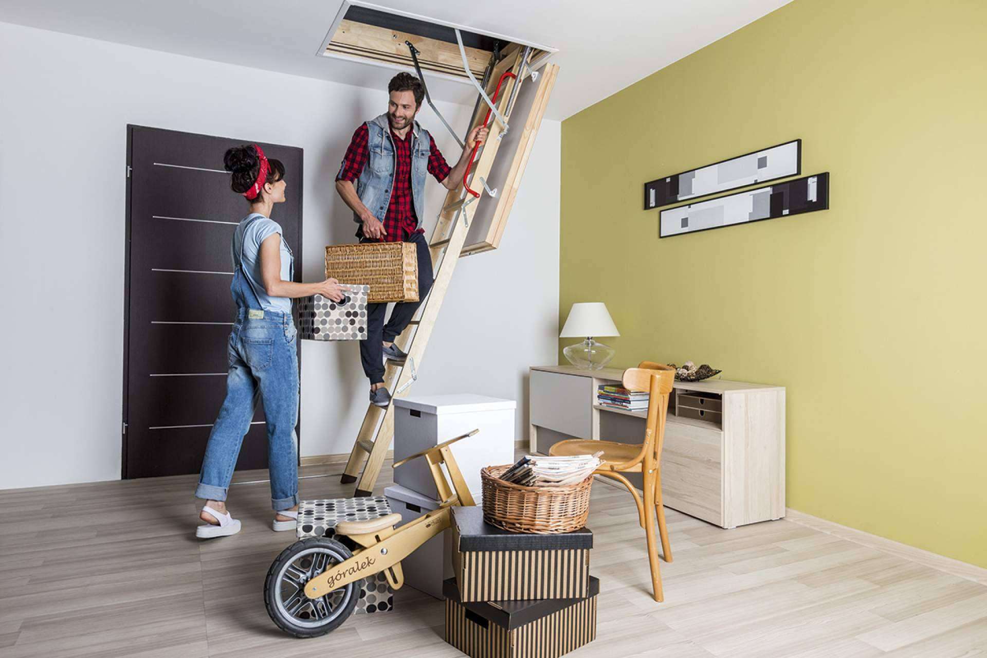 Escaleras escamoteables a medida en Claraboyas Matilla