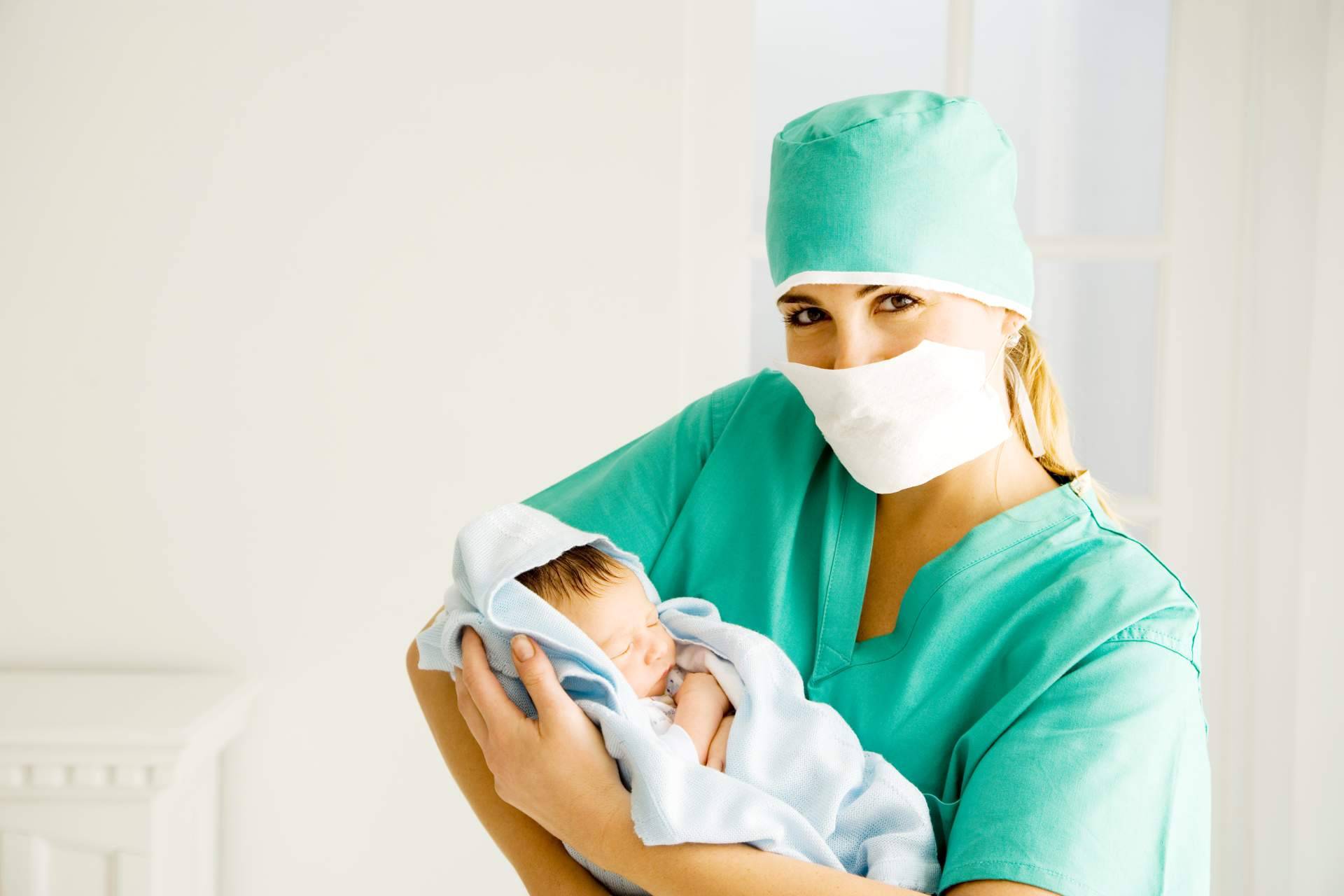 Mitosyl explica cómo cuidar el ombligo del bebé