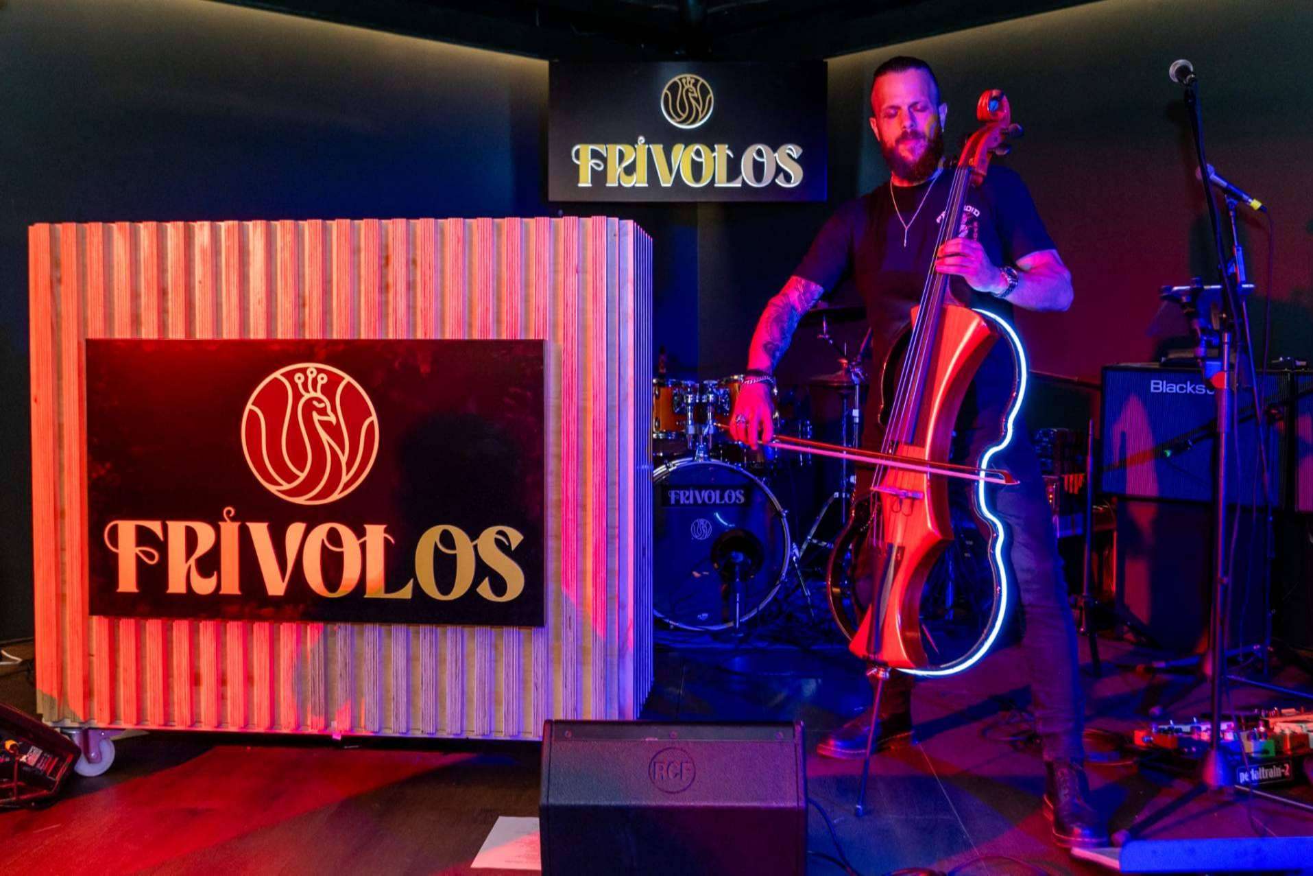Frívolos, un original santuario gastronómico protagonizado por la excentricidad y la indulgencia