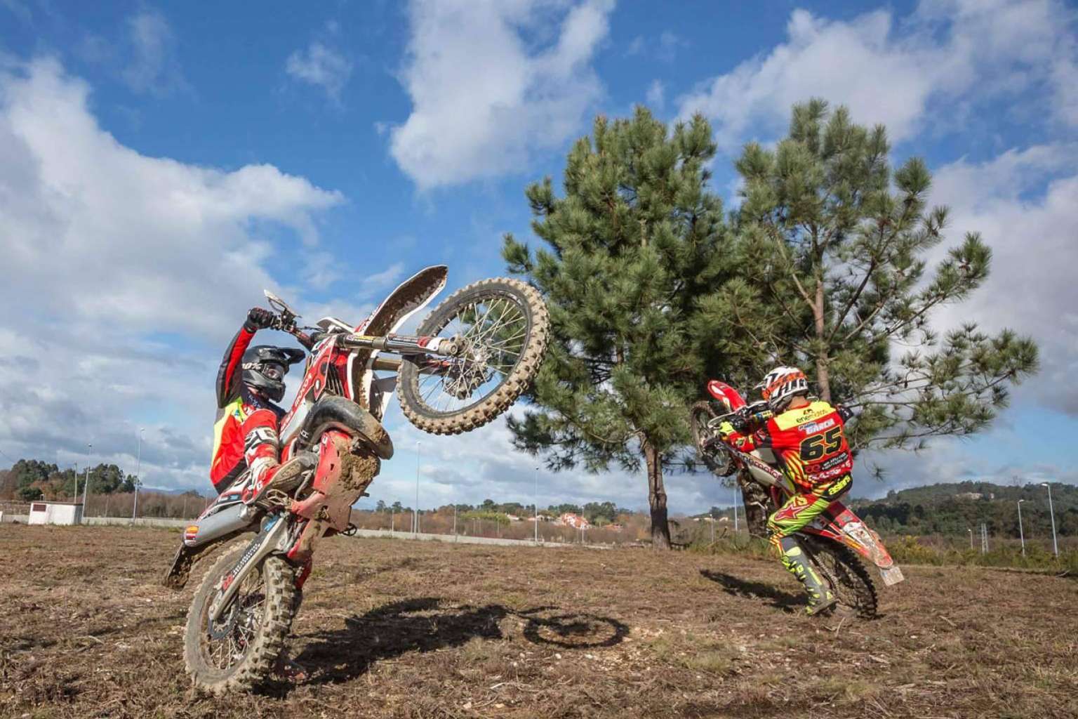Adhesivos personalizados para motos de motocross