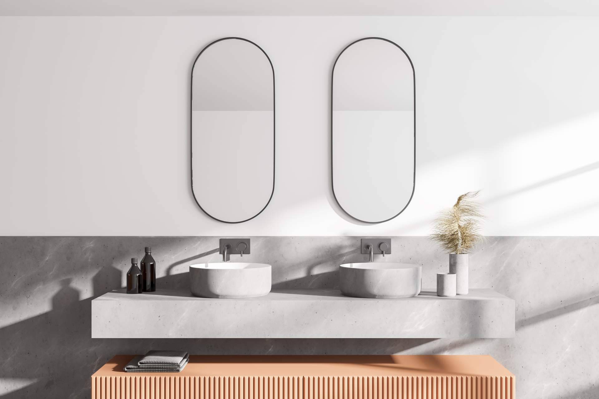 Carintia; Platos de ducha y muebles de baño personalizables