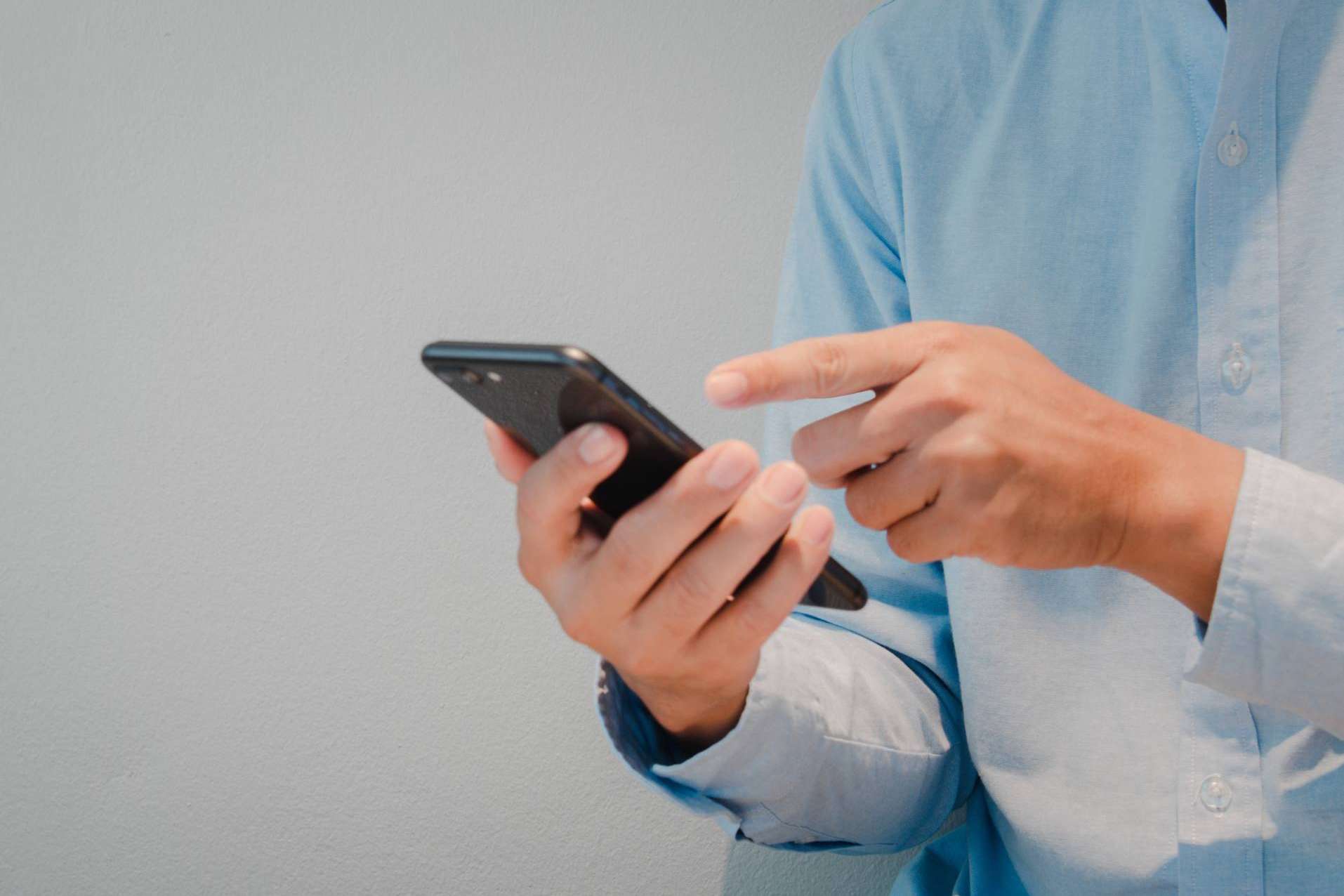 Llevar el networking al siguiente nivel; Añadir la Tarjeta Digital Knowee al wallet (Apple y Google)