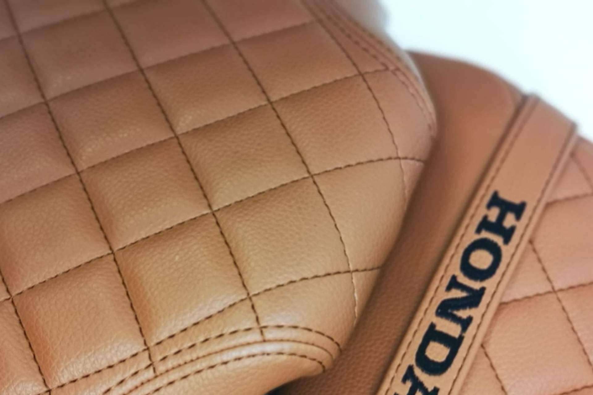 Empresa especialista en fundas de asiento de moto personalizadas