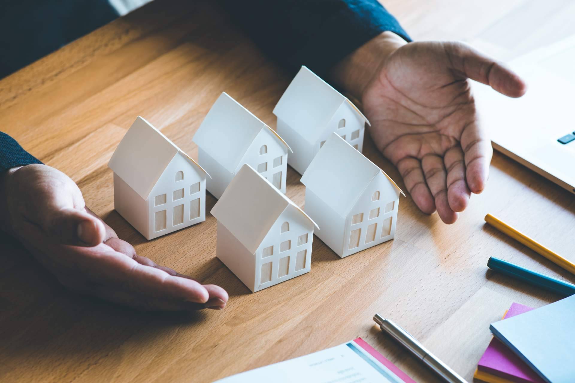 Guía de inversión inmobiliaria para principiantes con Inmoversion
