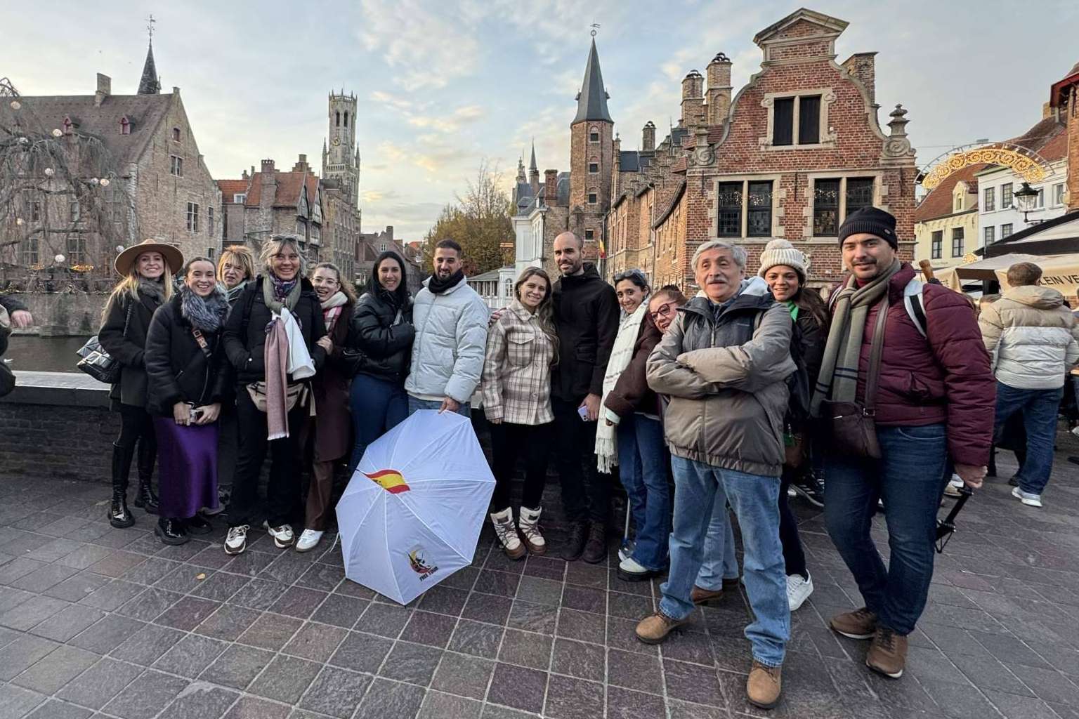 ¡Descubrir la magia de Brujas con el Free Tour!