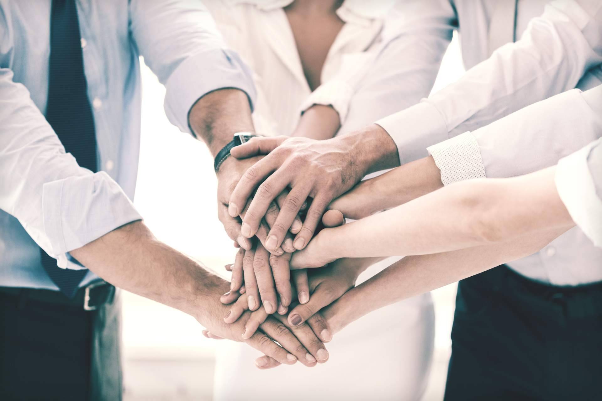 Más Allá de Febrero; Antal International habla del amor como valor corporativo