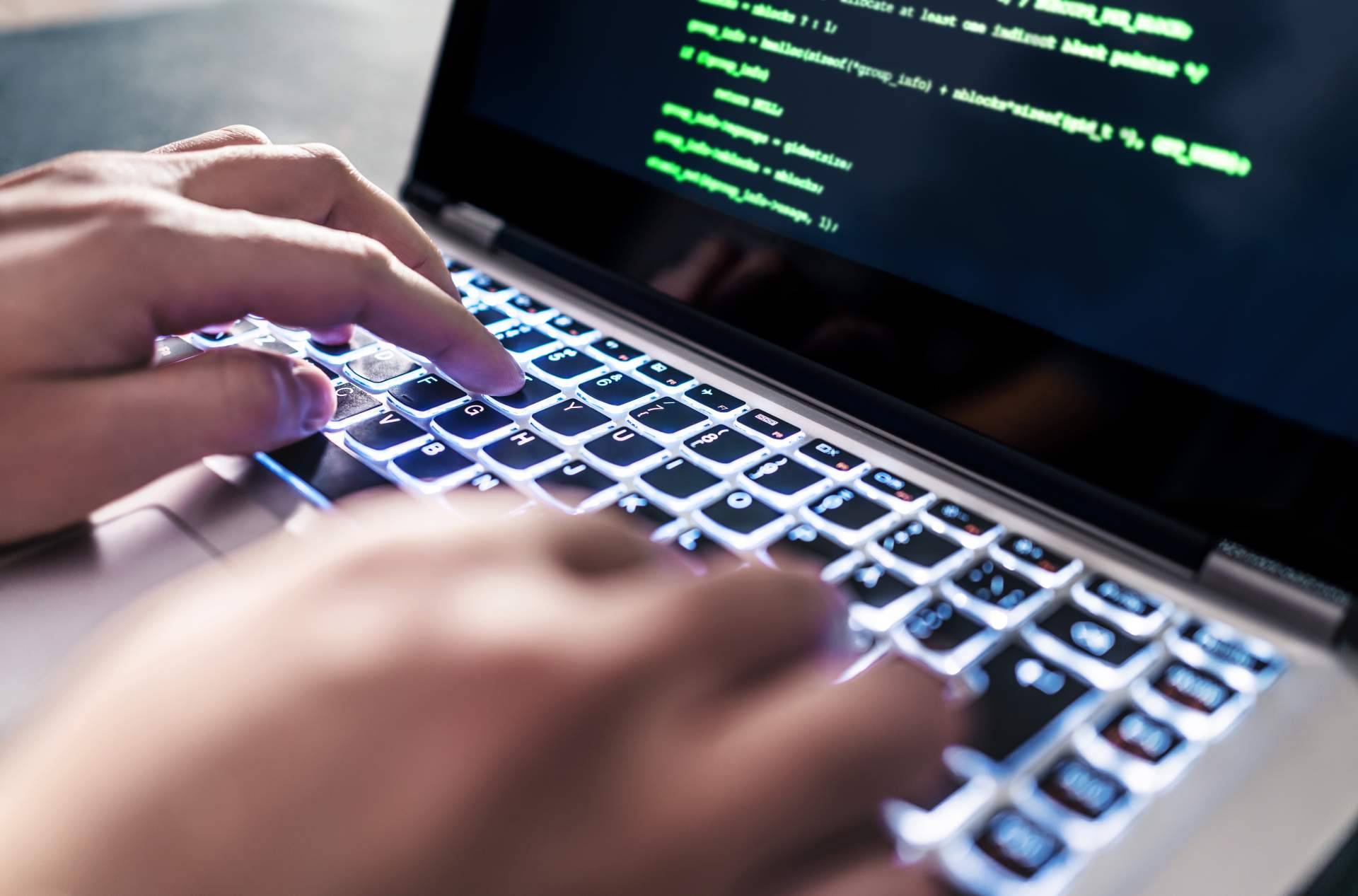 Los recientes ataques DDoS en España, cómo protegerse de una amenaza creciente