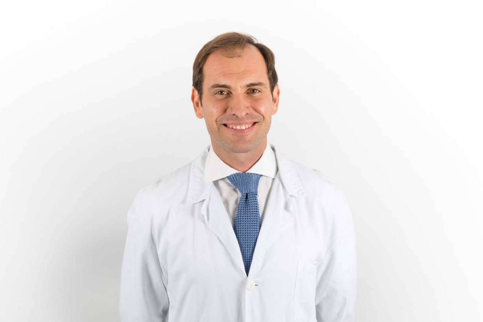 Innovación y Precisión en la Cirugía de Prótesis de Rodilla