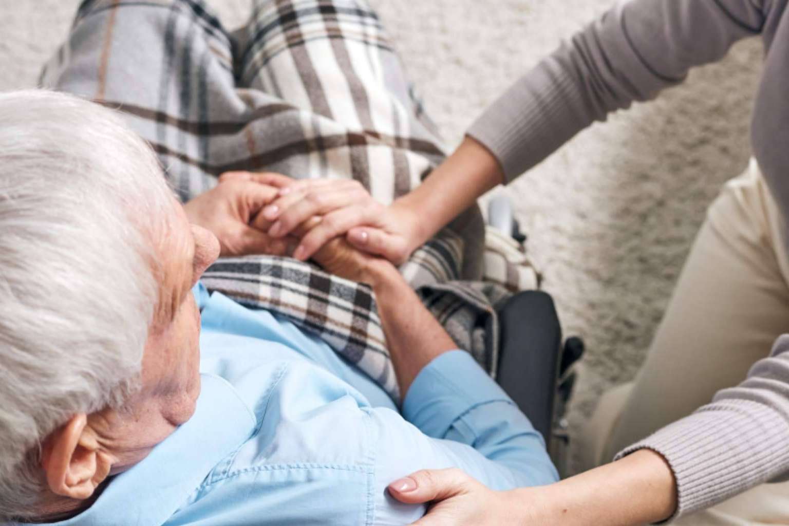 Atención 360º en Barcelona; Institució Ibars refuerza el cuidado a personas con demencia o Alzheimerredacta con el primero