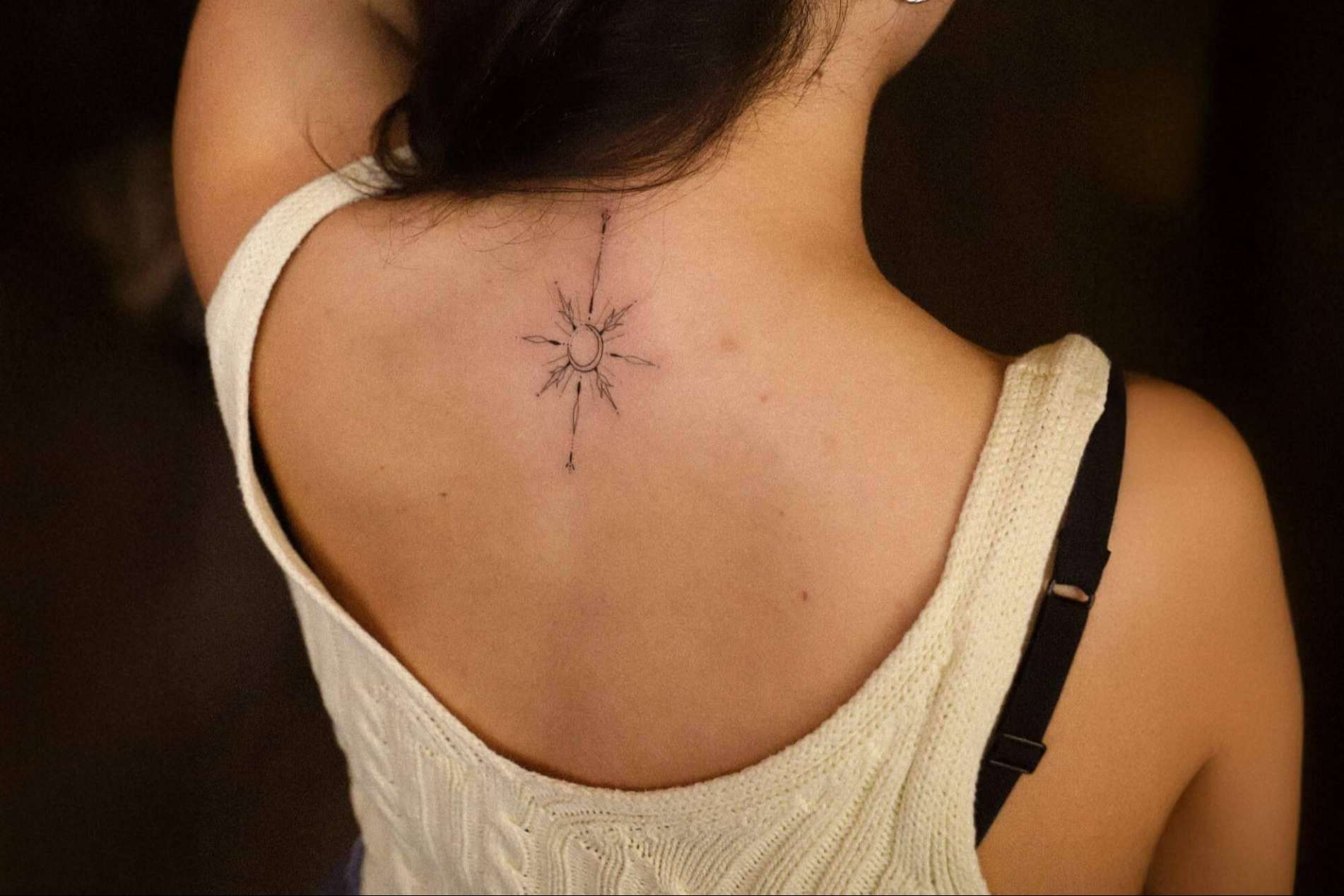 Trazos precisos y estilo atemporal, así trabaja La Tatuajería el tatuaje fine line en A Coruña
