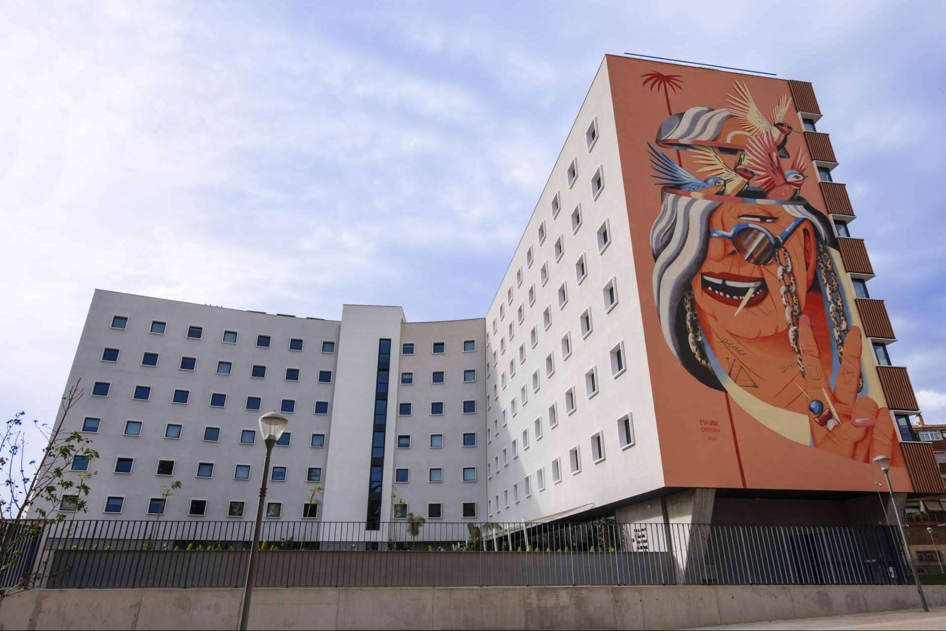 Granada; El Epicentro Universitario que lo Tiene Todo, Sin Masificaciones
