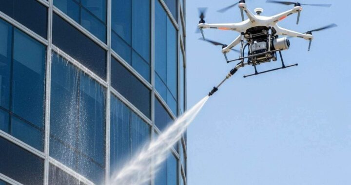 El Roig Arena de Valencia estrena limpieza de fachada gracias a drones de Galvañ Lacados