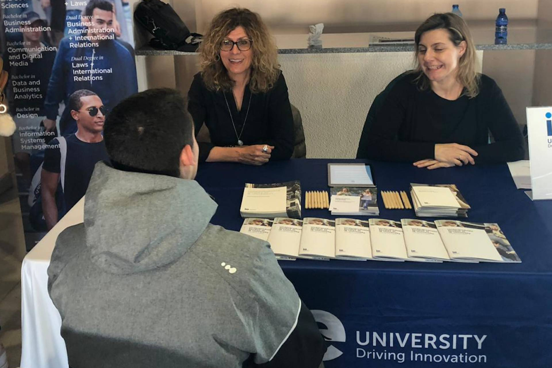 La mitad de los estudiantes de bachillerato que acuden a Unitour eligen su grado universitario por vocación
