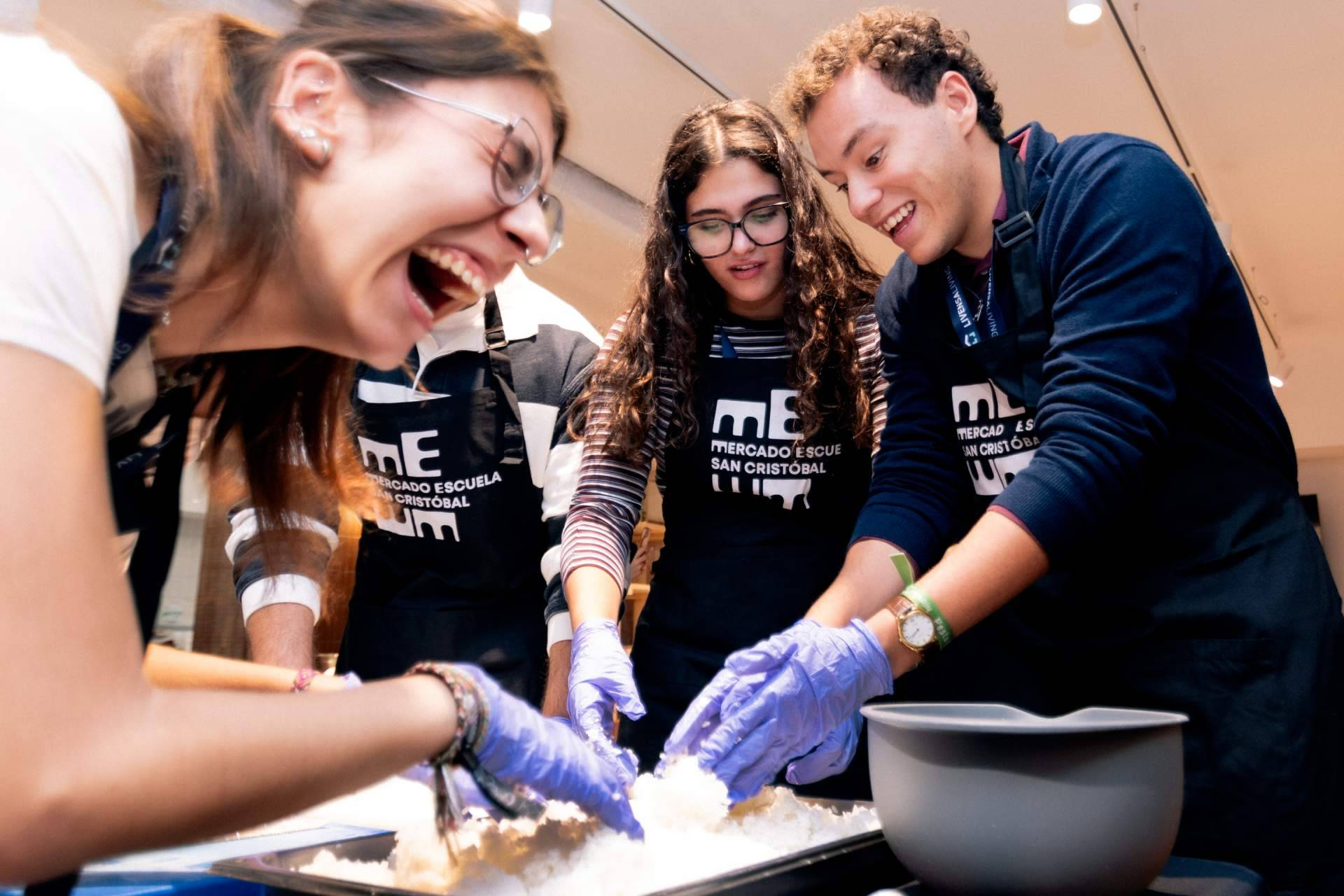 Más que estudiantes; los coordinadores que hacen comunidad en las residencias