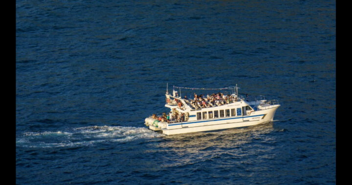 Catamarán Finanzauto Ciudad San Sebastián navega con 0 emisiones reales gracias a su hibridación completa