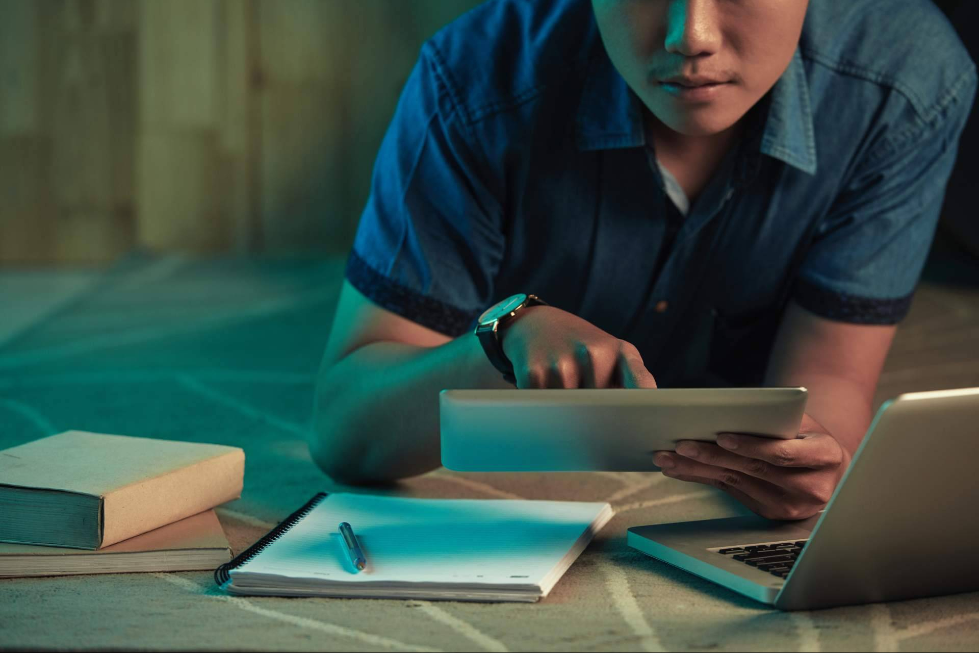 El ´TikTok´ del aprendizaje; EdF transforma el estudio en impactos de alto rendimiento para combatir el exceso de información