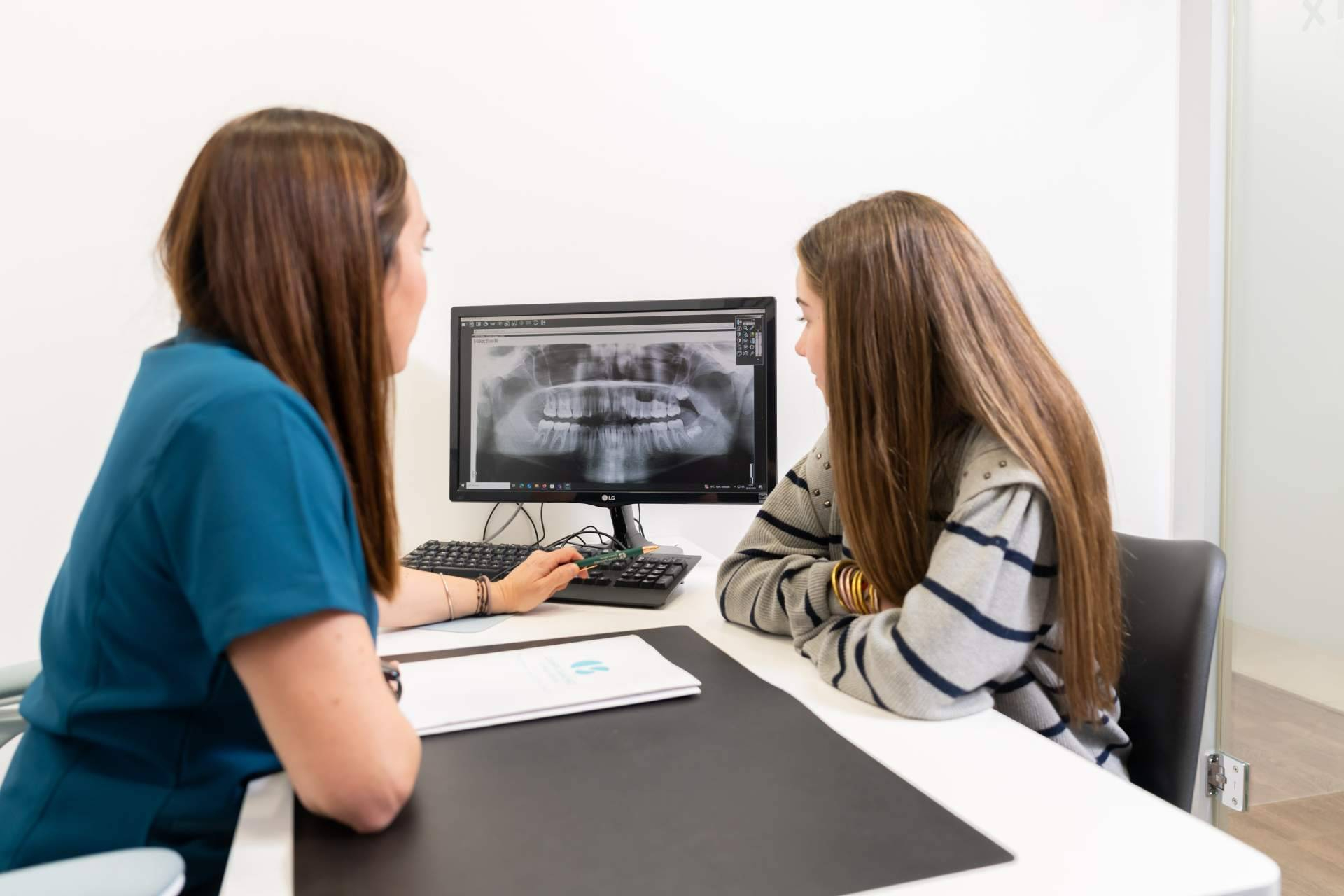 Clínica Dental CS impulsa en Mataró una odontología más preventiva, personalizada y apoyada en tecnología