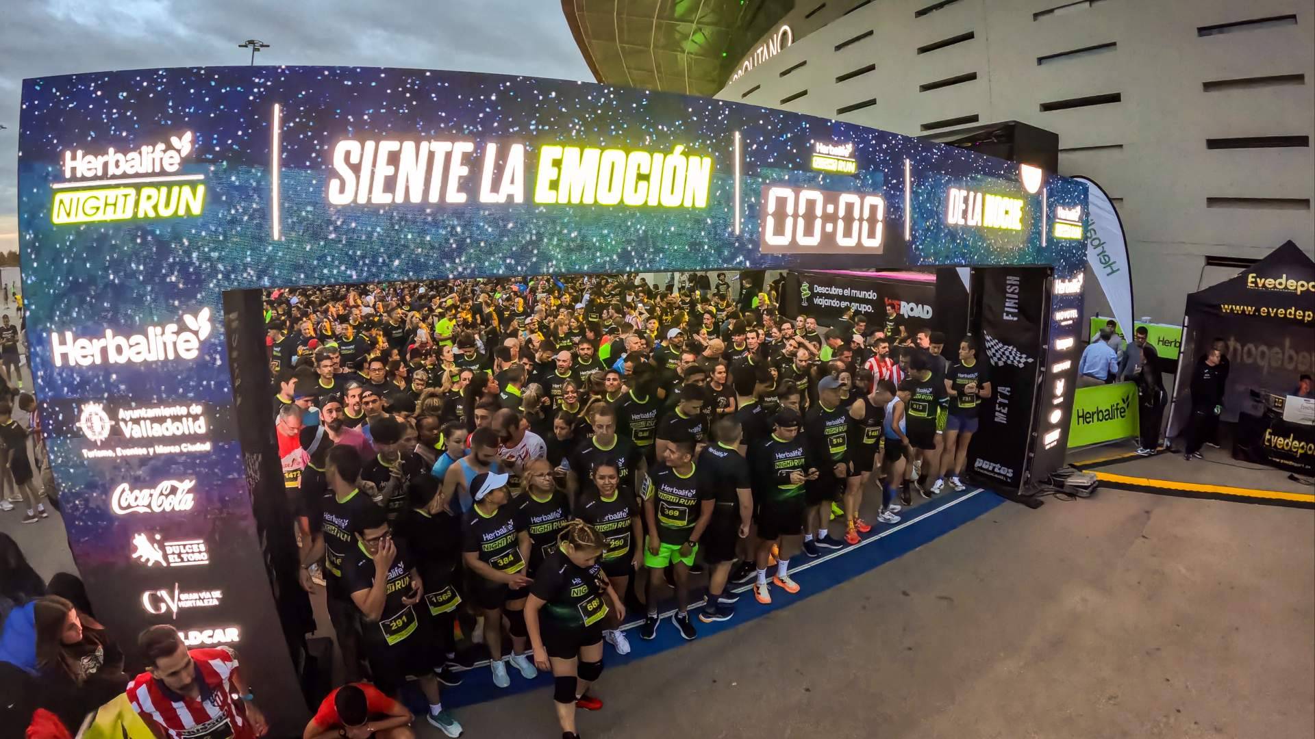El Circuito Herbalife Night Run se consolida como un fenómeno digital en redes sociales