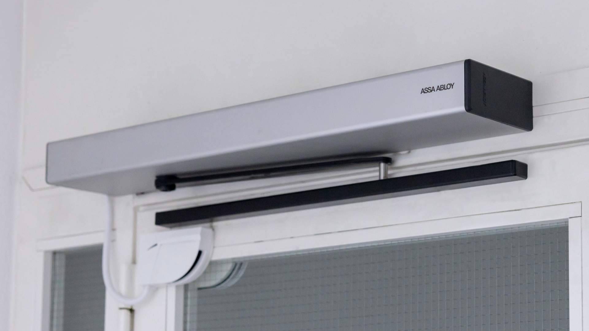 ASSA ABLOY presenta una solución para mejorar la eficiencia energética en grandes edificios