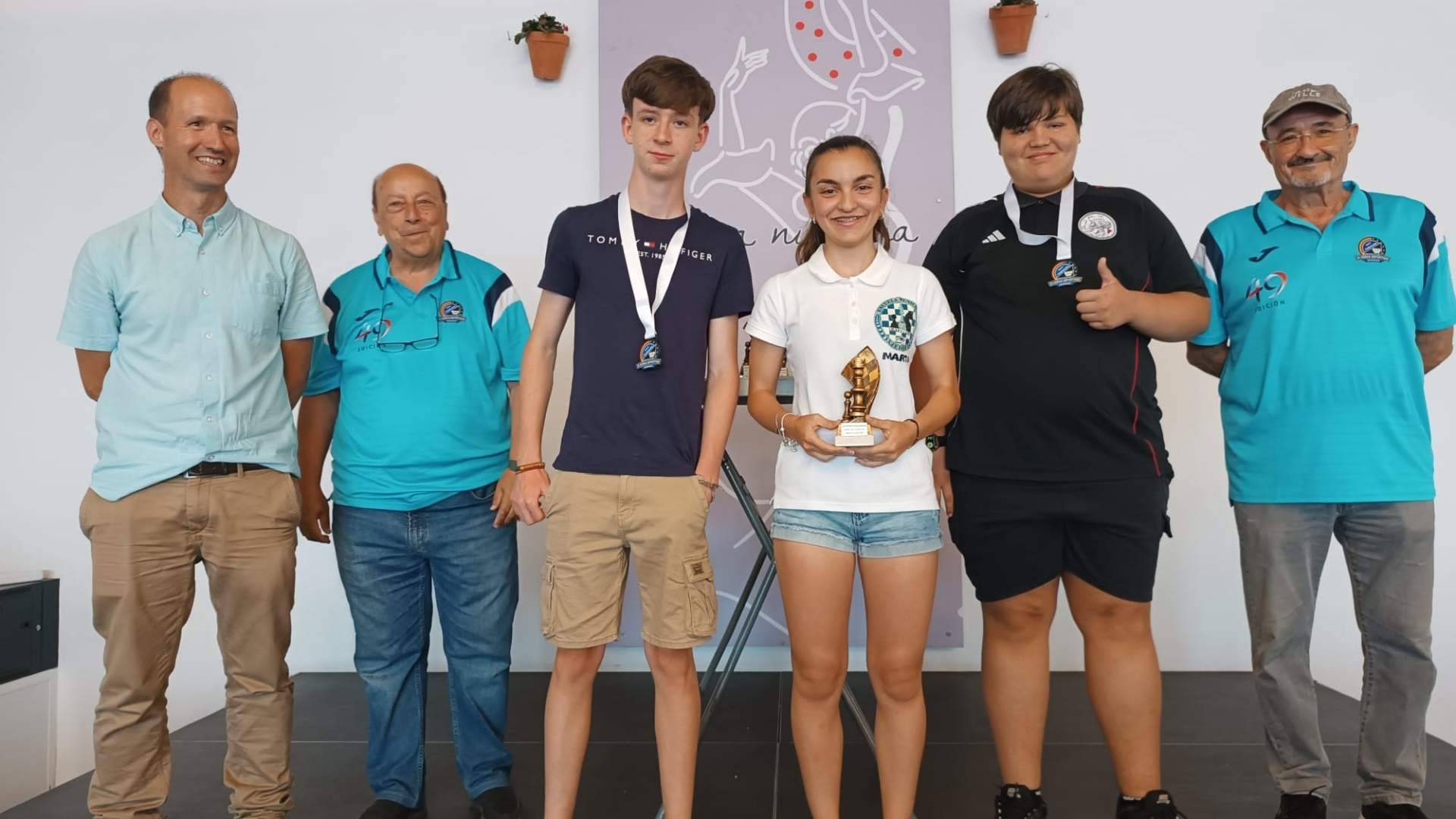La Escuela Municipal de Ajedrez de Estepona cierra el curso con una semana de torneos y más de un centenar de participantes